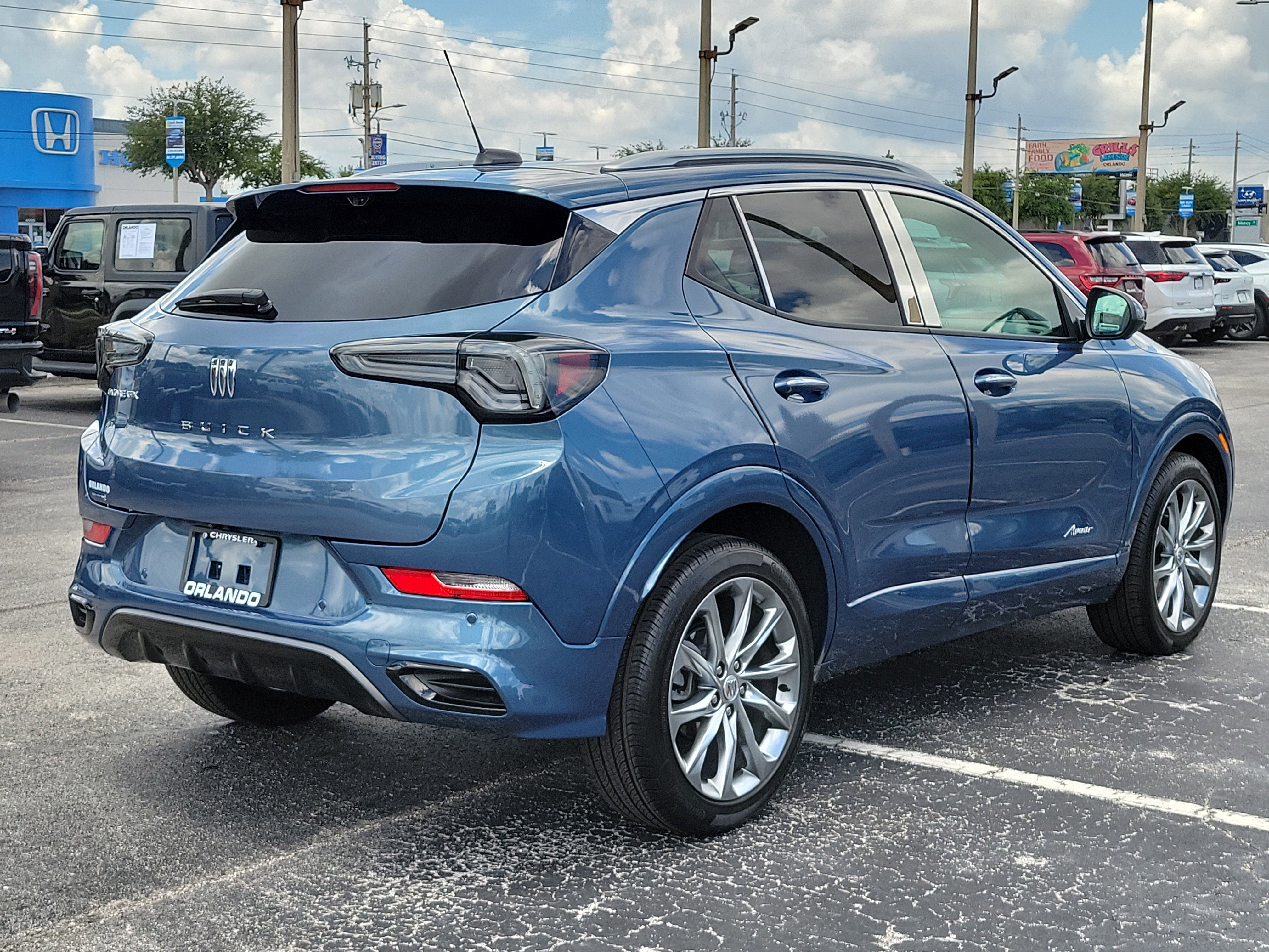 Used 2026 Buick Encore GX Avenir w/ Avenir Technology Package FWD image 7