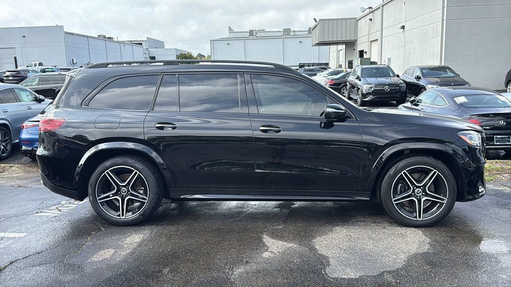 Certified 2025 Mercedes-Benz GLS 450 4MATIC image 3