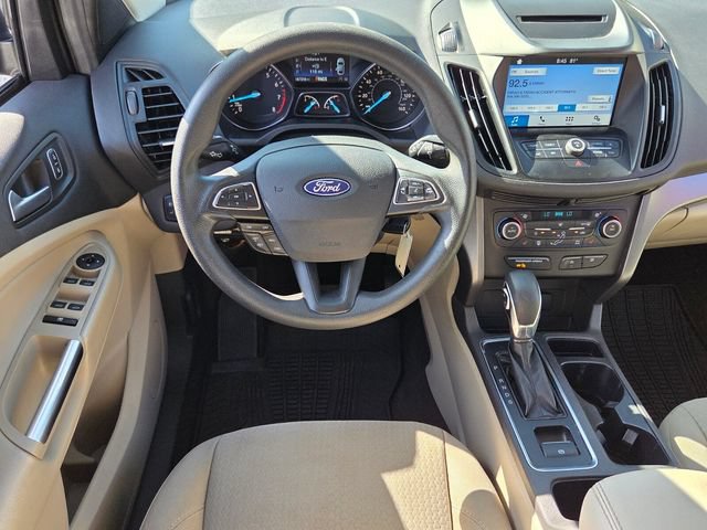 Used 2018 Ford Escape SE w/ SE Sync 3 Package AWD/4WD image 11