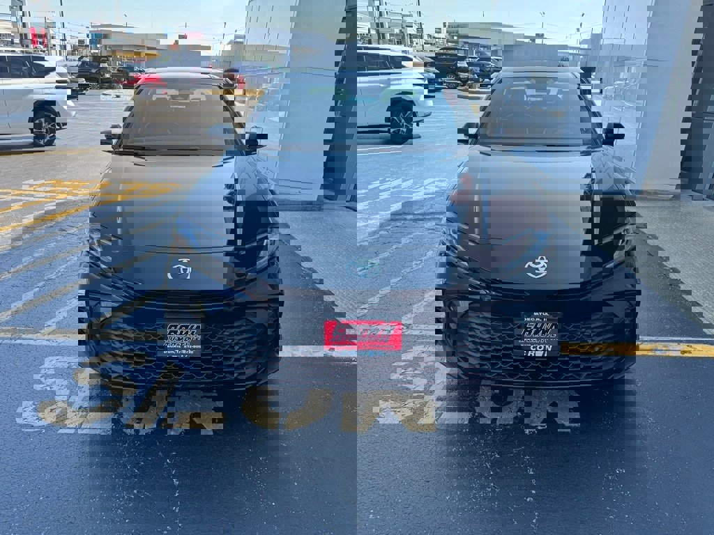 New 2026 Toyota Camry SE image 3