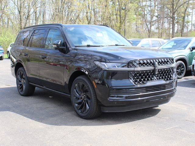 New 2026 Lincoln Navigator Reserve w/ Jet Appearance Package