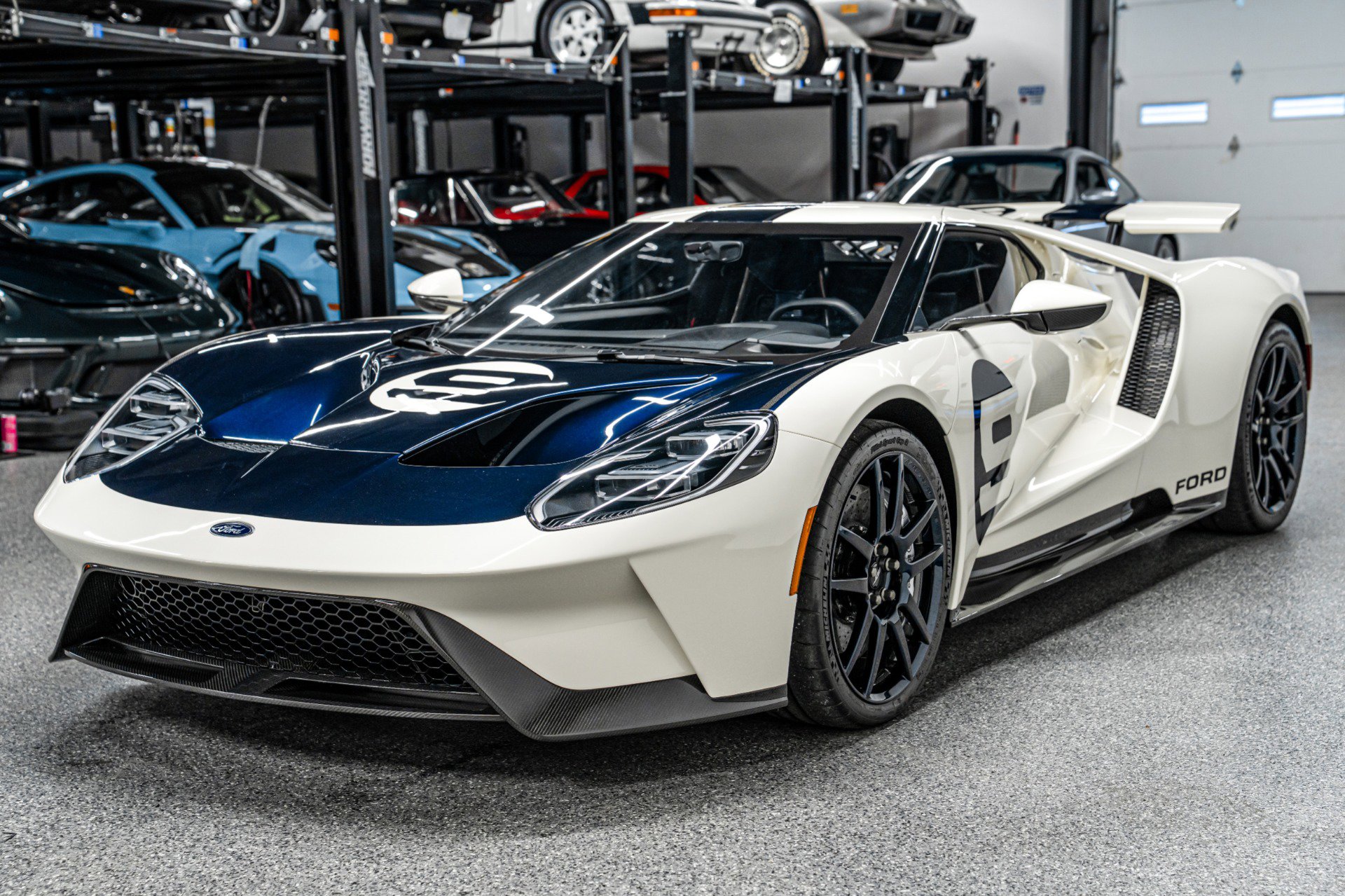 Used 2022 Ford GT Heritage Edition image 5