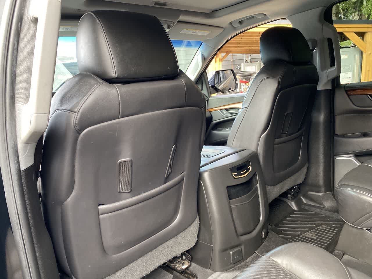 Used 2019 Cadillac Escalade ESV Luxury AWD/4WD image 15