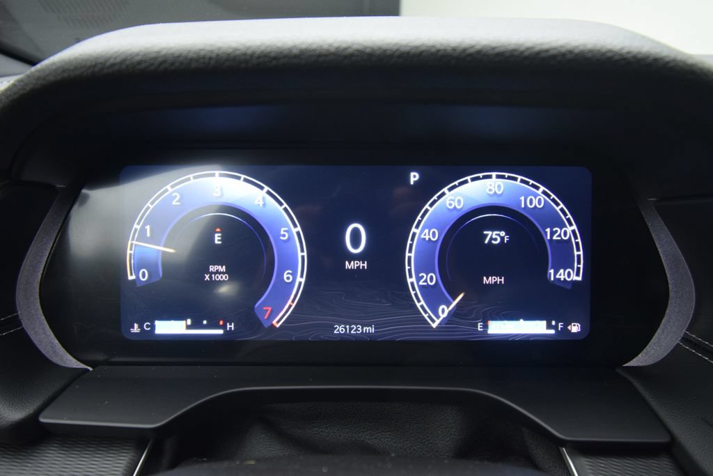 Used 2024 Jeep Grand Cherokee Altitude AWD/4WD image 16