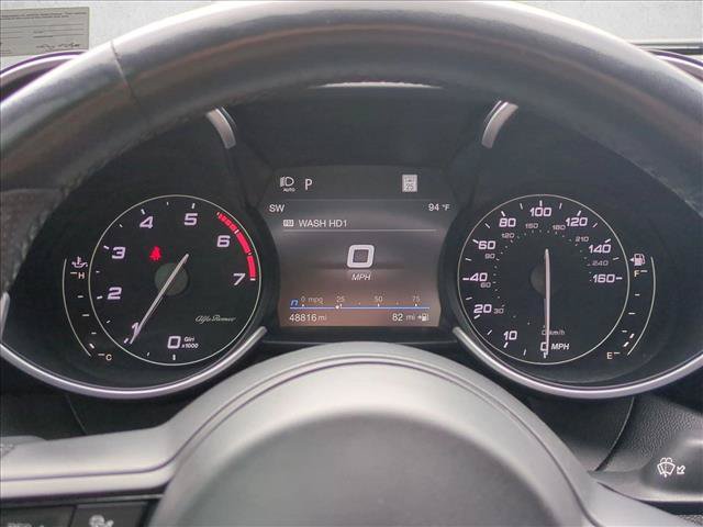 Used 2022 Alfa Romeo Giulia Veloce AWD/4WD image 10