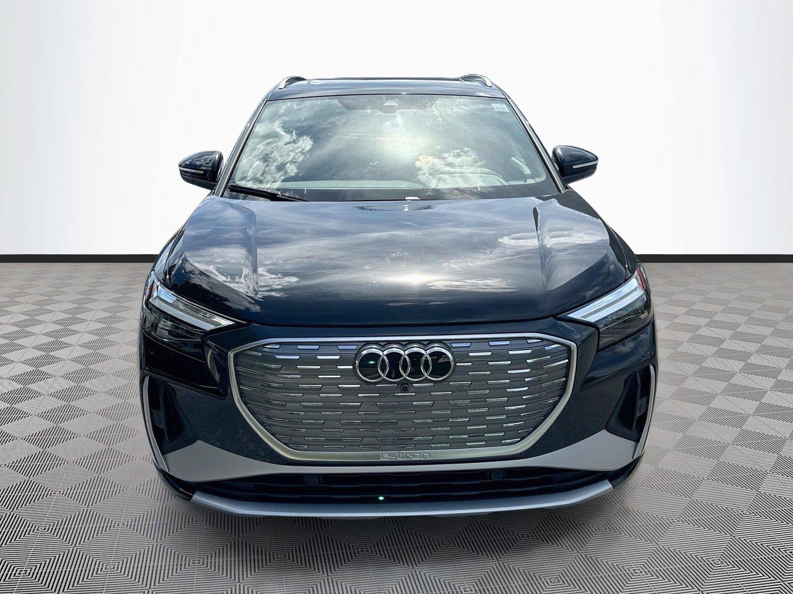 Used 2023 Audi Q4 e-tron Premium Plus w/ Premium Plus AWD/4WD image 2