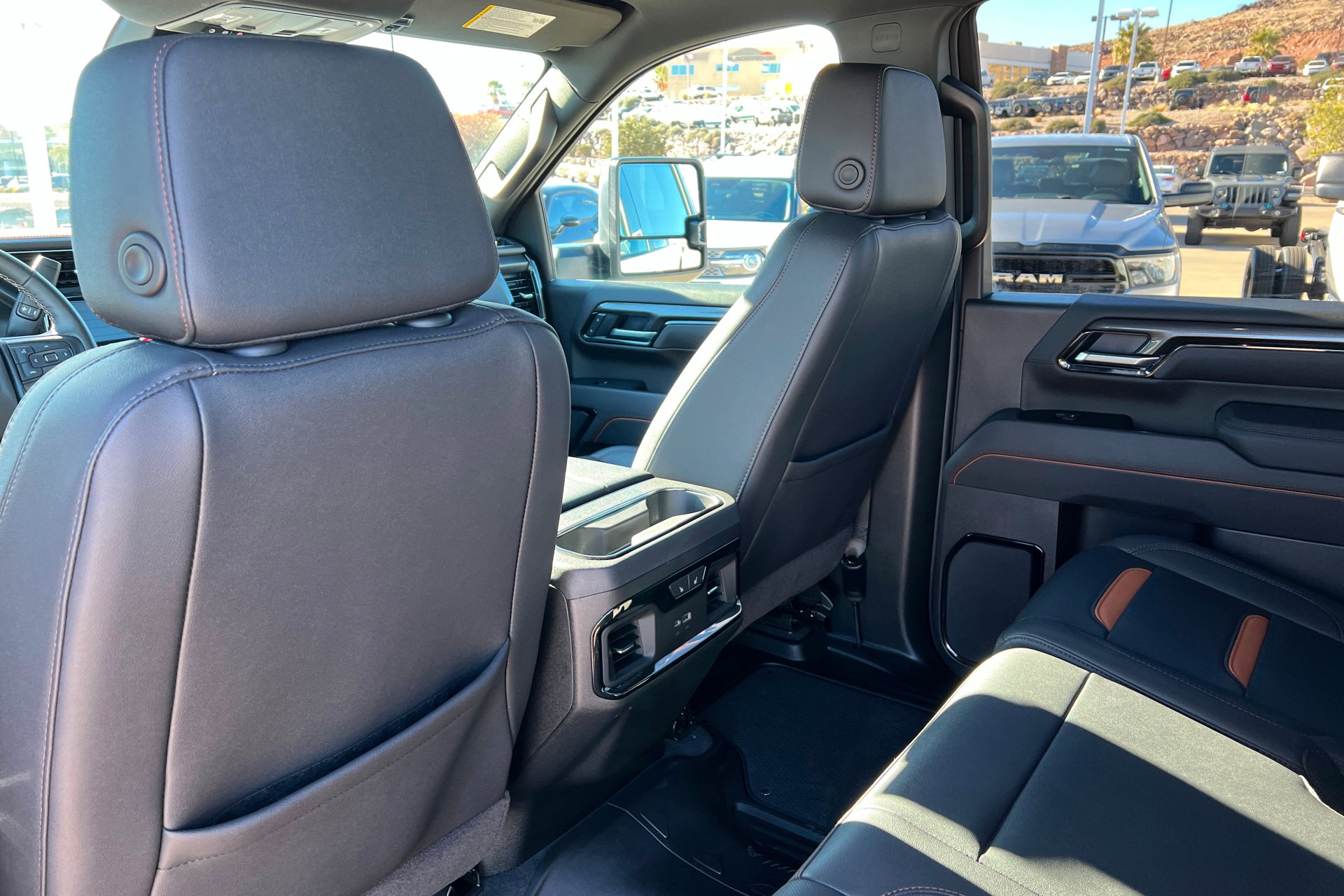 Certified 2025 GMC Sierra 2500 AT4 image 20