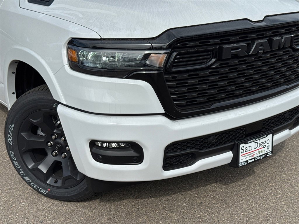 New 2026 RAM 1500 4x4 Crew Cab image 3