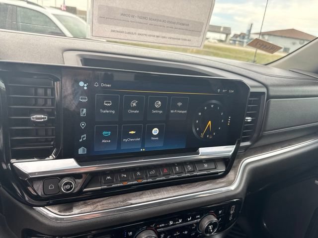 Used 2023 Chevrolet Silverado 1500 LTZ w/ Z71 Off-Road Package AWD/4WD image 24