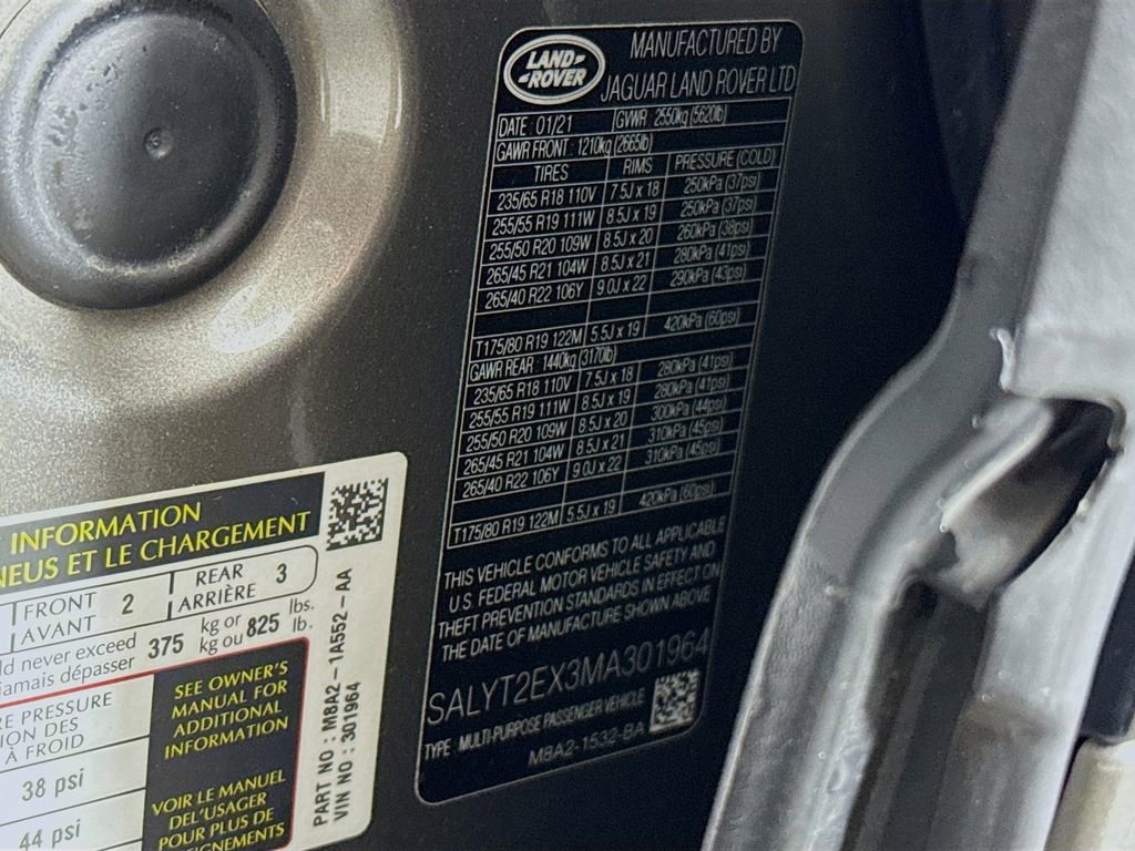 Used 2021 Land Rover Range Rover Velar R-Dynamic S image 34