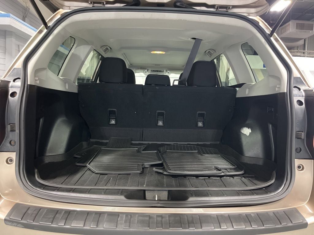 Used 2016 Subaru Forester 2.5i Premium w/ All-Weather Package AWD/4WD image 34