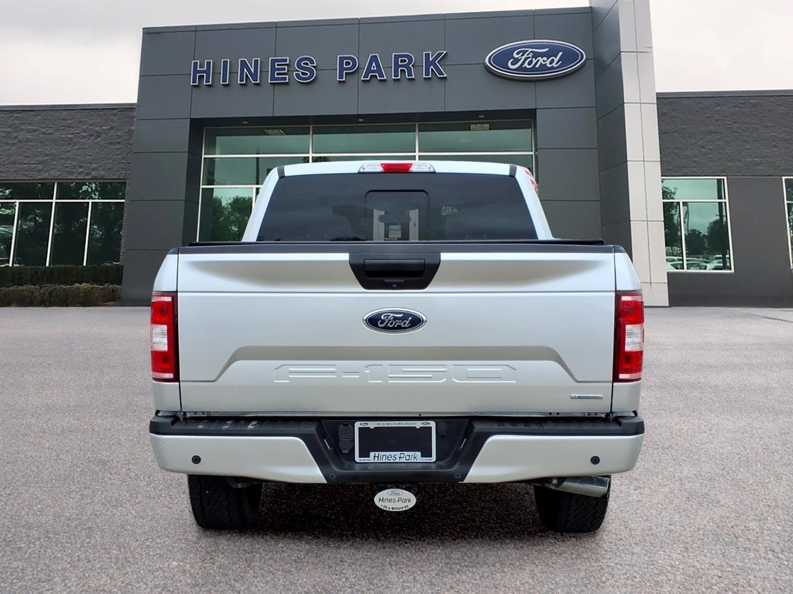 Used 2019 Ford F150 XLT w/ Equipment Group 302A Luxury AWD/4WD image 6