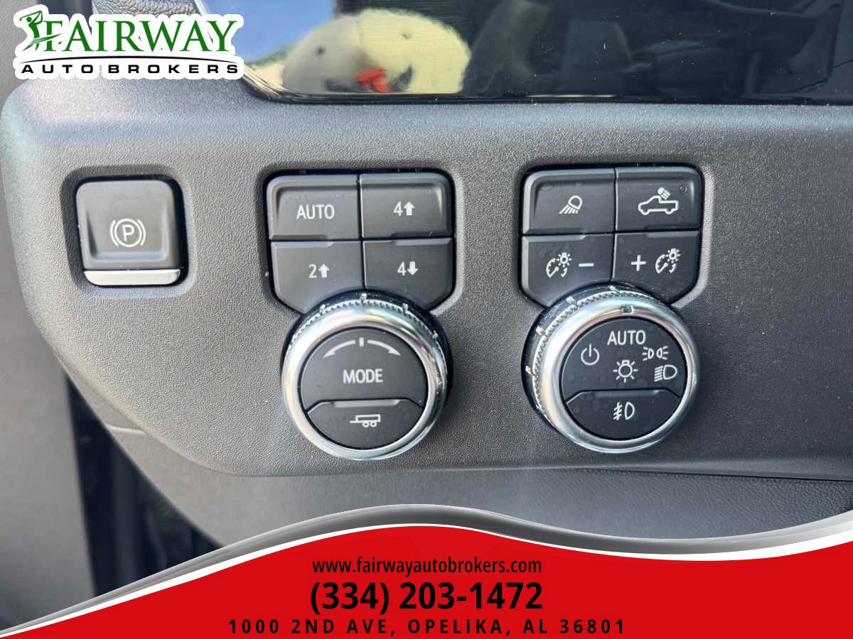 Used 2024 GMC Sierra 1500 SLT w/ SLT Premium Plus Package AWD/4WD image 29
