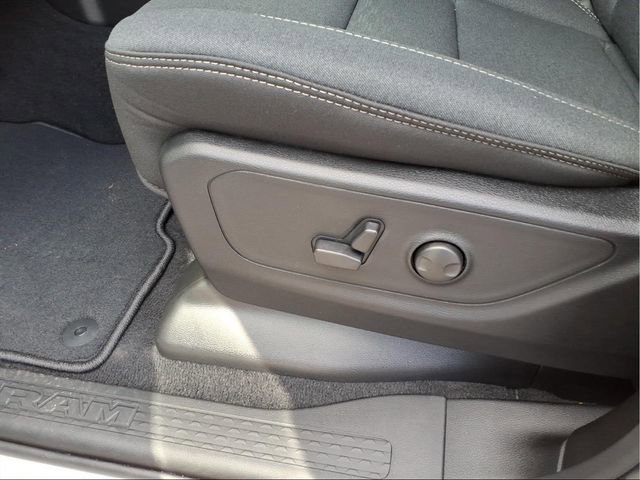 New 2026 RAM 1500 Big Horn AWD/4WD image 16