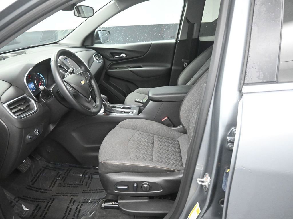 Used 2024 Chevrolet Equinox LT image 29
