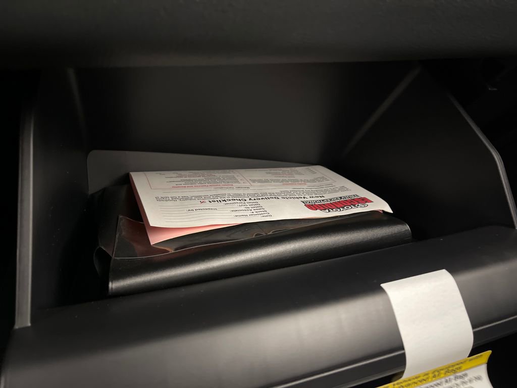 New 2026 Toyota Corolla SE image 25