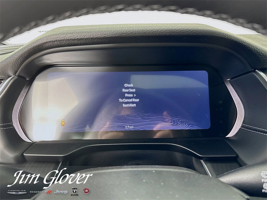 New 2025 Jeep Grand Cherokee L Altitude image 38