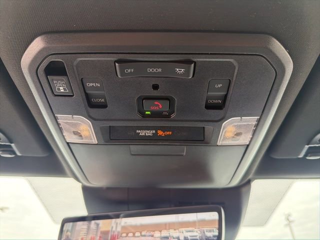 Used 2025 Toyota Tacoma Limited image 32