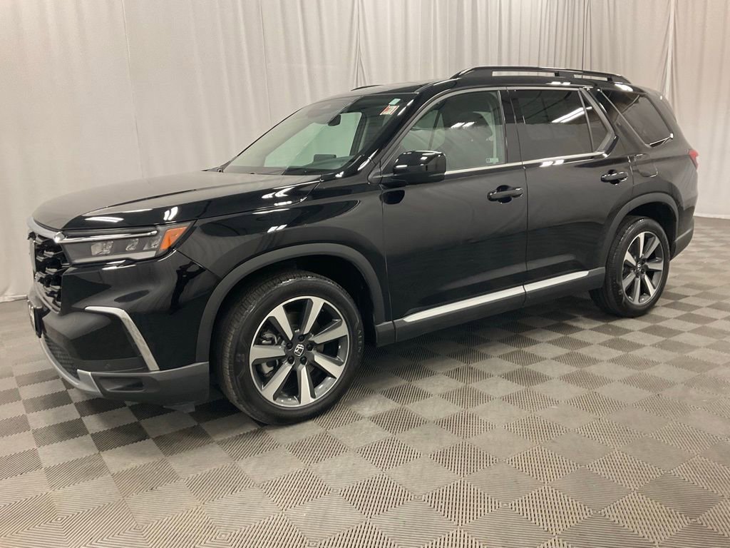 Used 2023 Honda Pilot Touring image 9