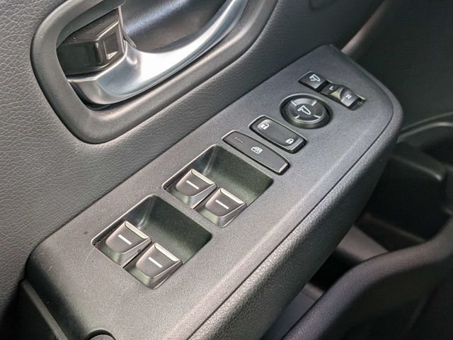 Used 2025 Honda Pilot Black Edition image 30