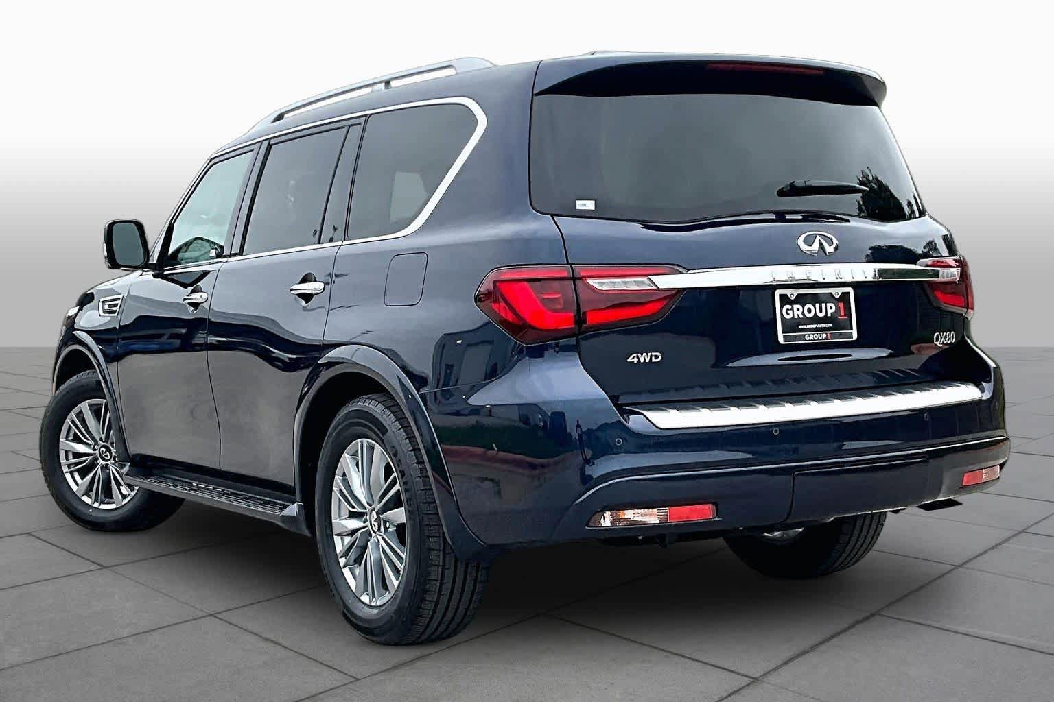 Used 2023 INFINITI QX80 Luxe w/ All-Season Package AWD/4WD image 12