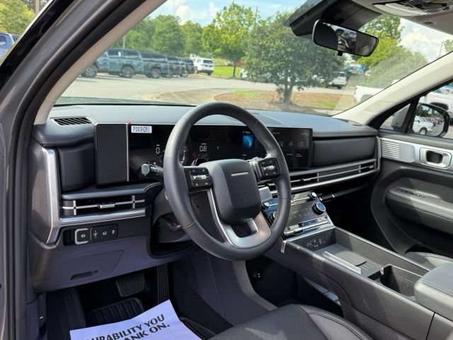 Used 2025 Hyundai Santa Fe SEL w/ Tow & Go Package FWD image 16