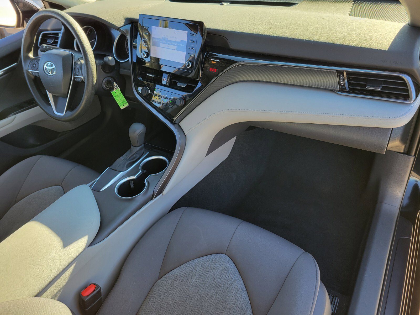 Certified 2021 Toyota Camry LE image 16