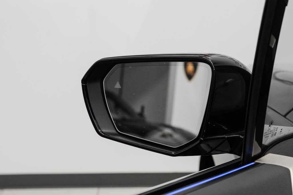 Used 2025 BMW iX xDrive50 image 42