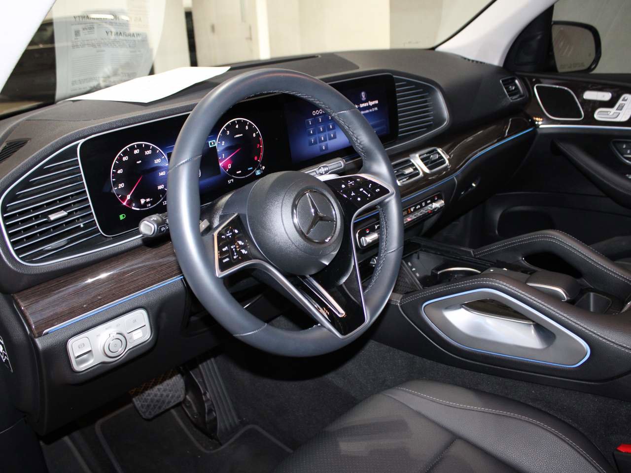 Used 2024 Mercedes-Benz GLE 350 GLE 350 4MATIC image 11