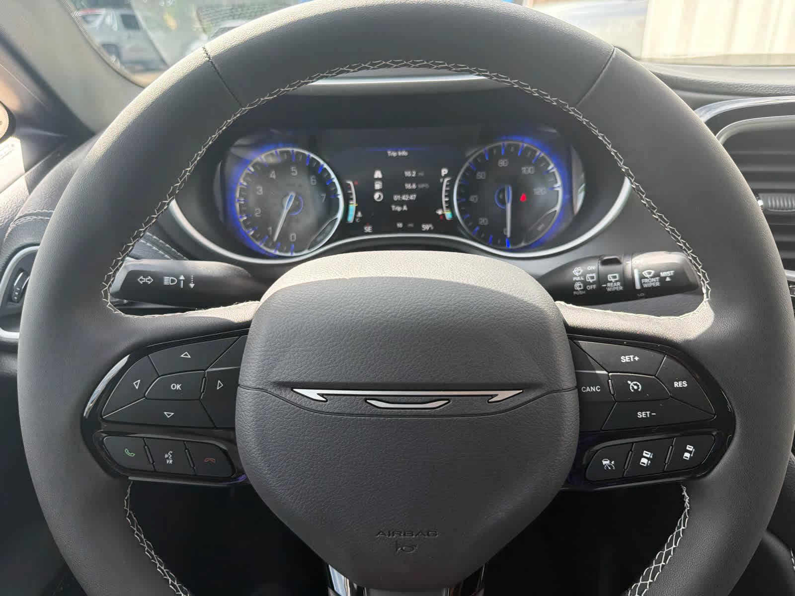 New 2027 Chrysler Pacifica Select FWD image 22