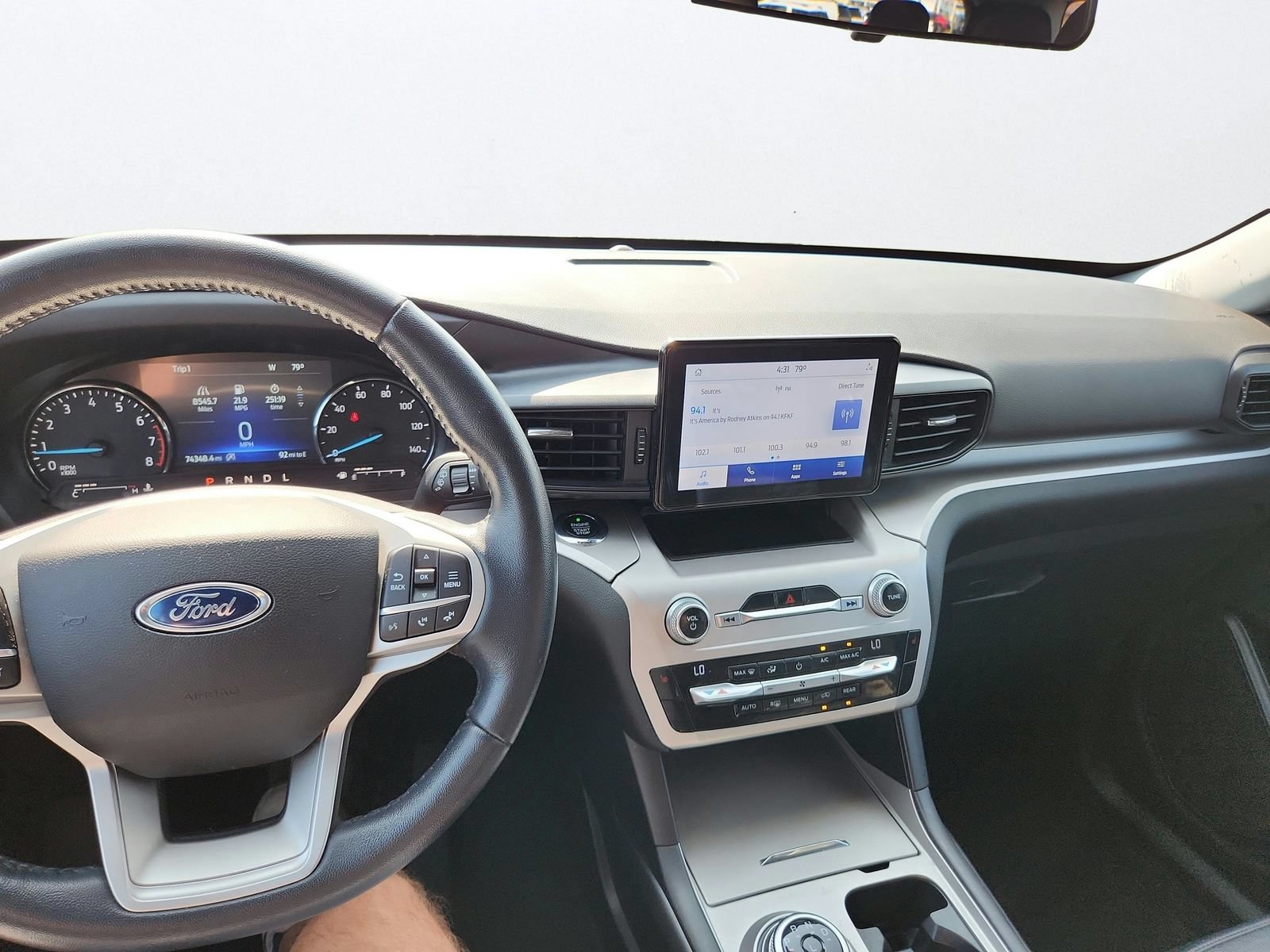 Used 2021 Ford Explorer XLT AWD/4WD image 19