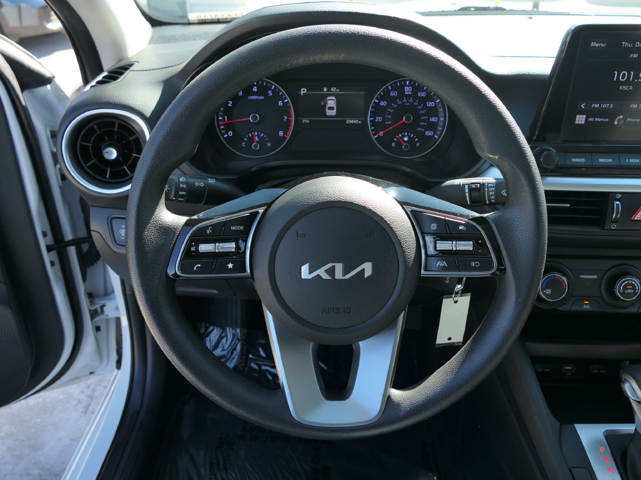 Certified 2023 Kia Forte LXS FWD image 18