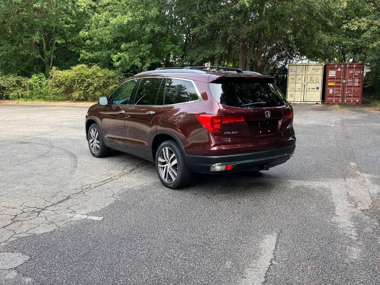 Used 2016 Honda Pilot Touring image 7