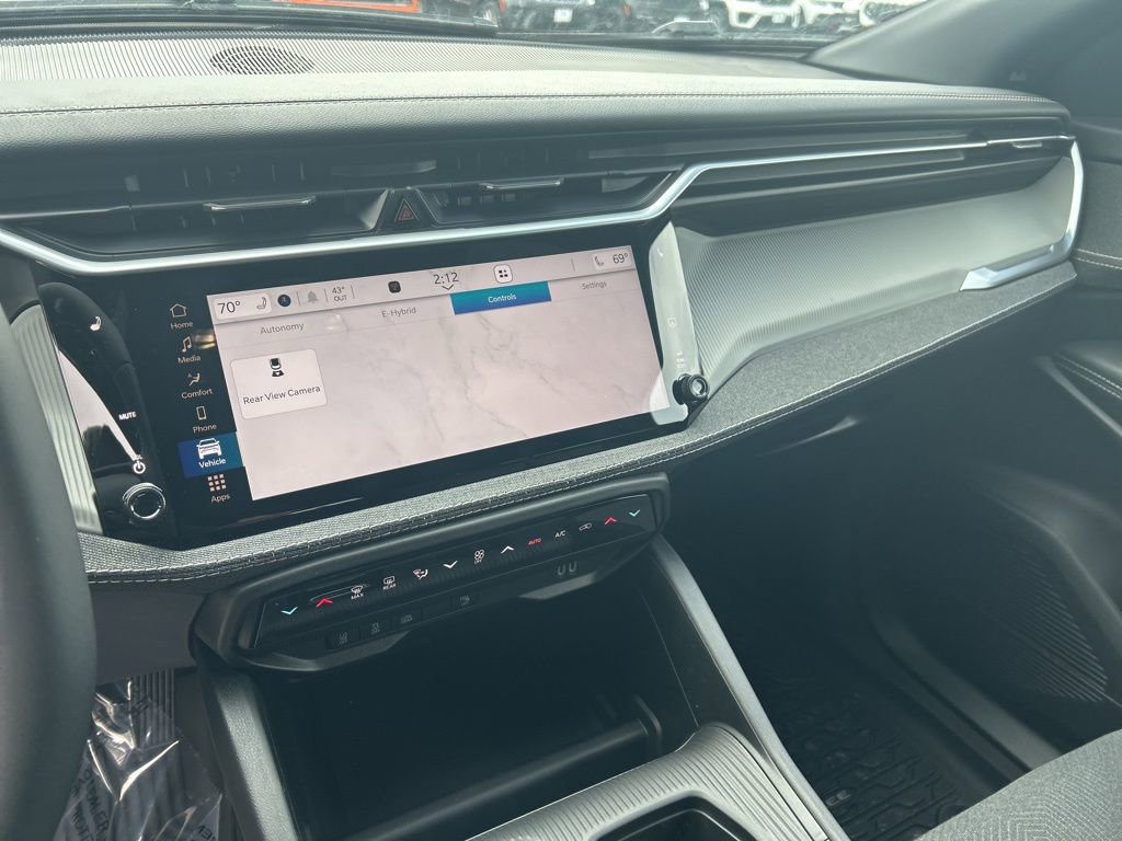 New 2026 Jeep Cherokee Laredo image 7