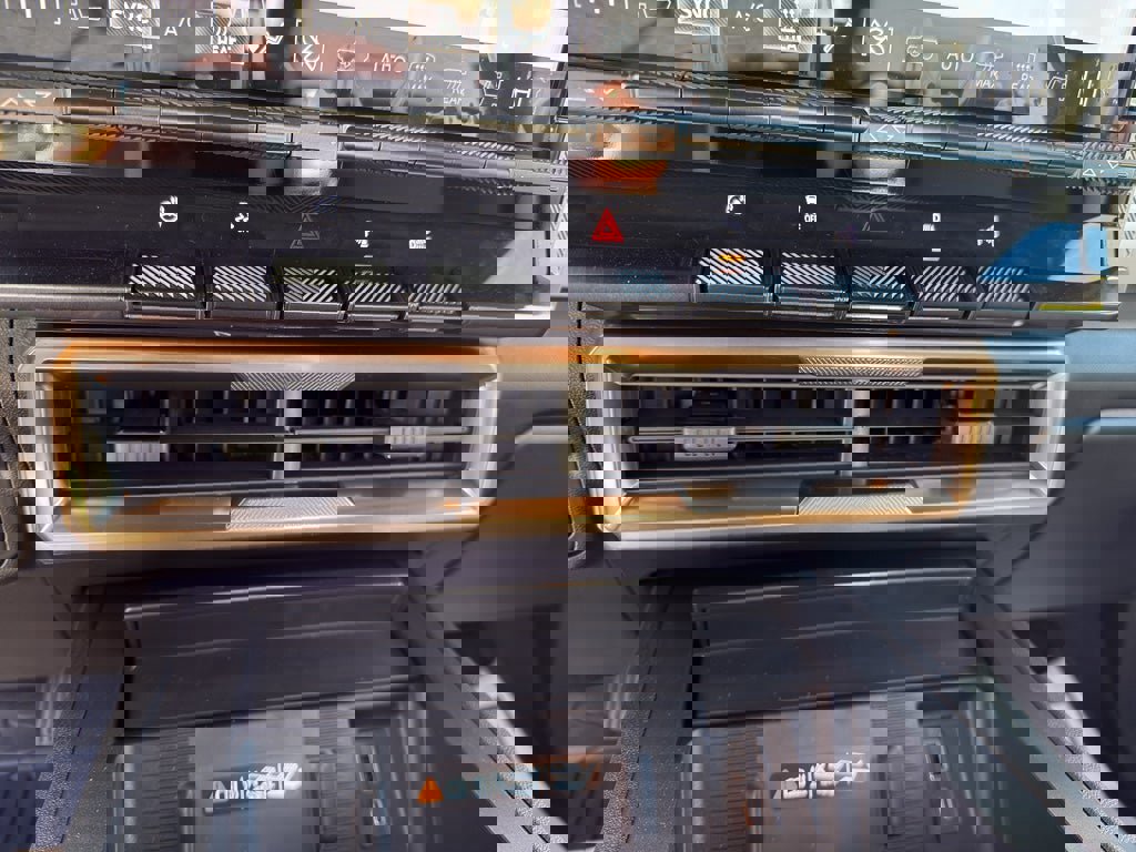 New 2025 GMC Hummer EV 2X image 19