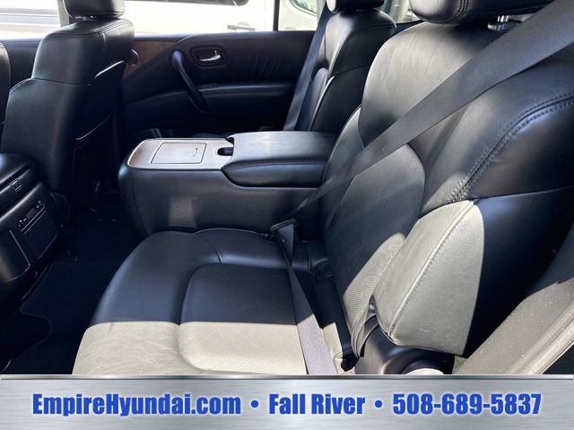 Used 2024 Nissan Armada SL w/ Captain's Chairs Package AWD/4WD image 17