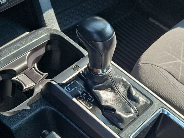 Used 2019 Toyota Tacoma TRD Sport AWD/4WD image 22