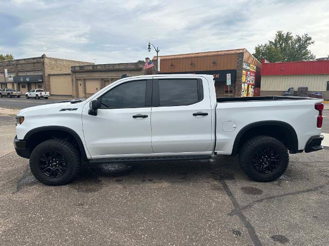 Used 2026 Chevrolet Silverado 1500 ZR2 w/ Dark Appearance Package AWD/4WD image 6