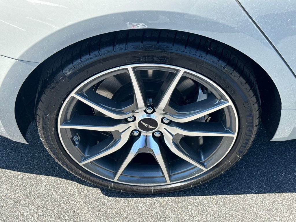 Used 2026 Genesis G70 2.5T RWD image 17