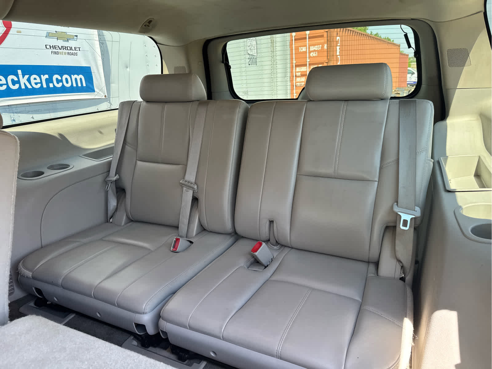 Used 2014 Chevrolet Suburban LT image 33