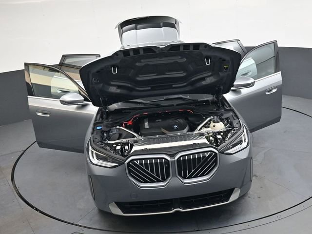 Used 2025 BMW X3 xDrive30i AWD/4WD image 46