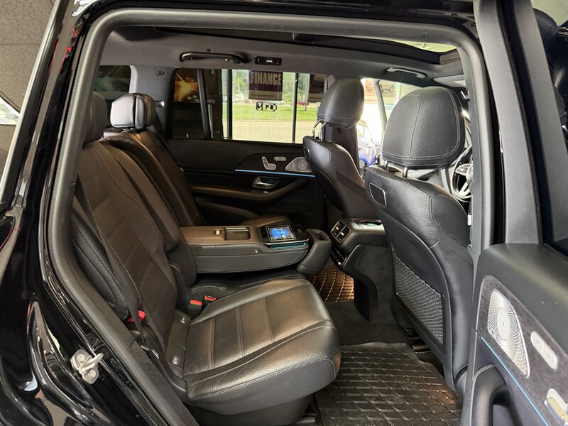 Used 2020 Mercedes-Benz GLS 580 4MATIC image 32