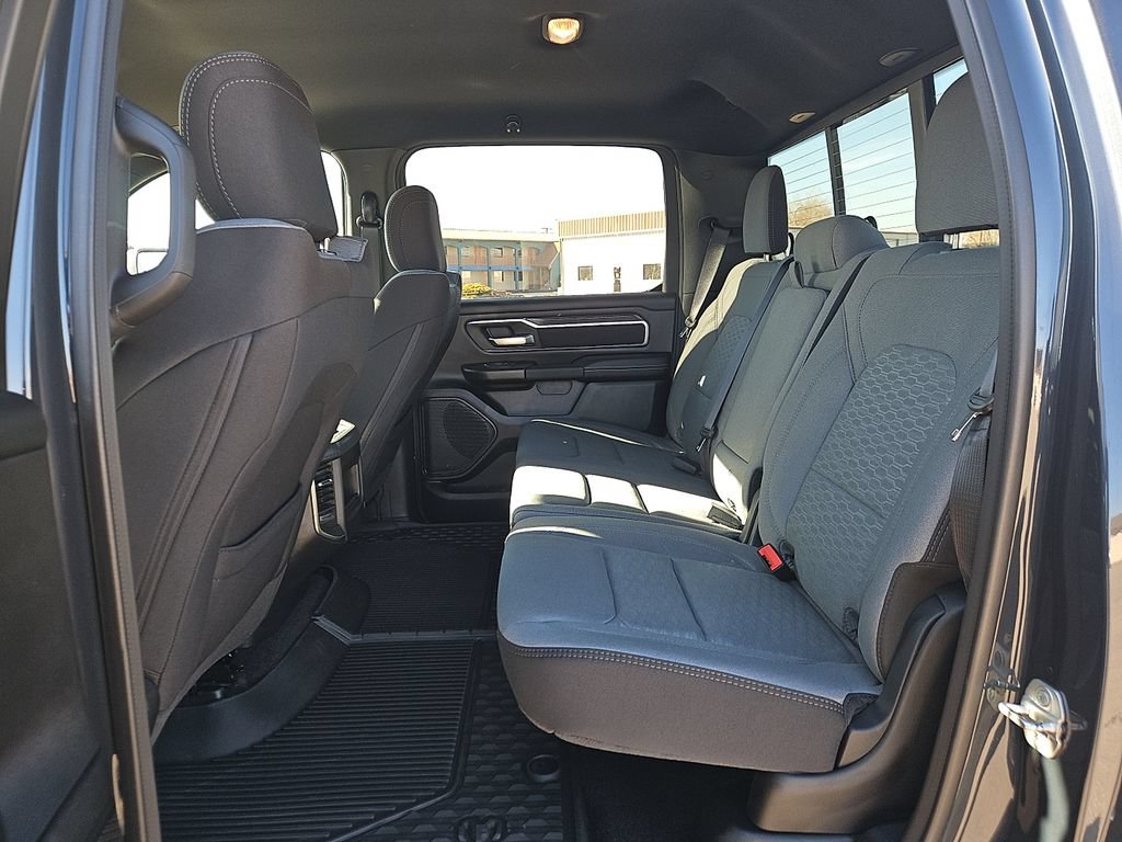 New 2026 RAM 1500 Big Horn AWD/4WD image 11