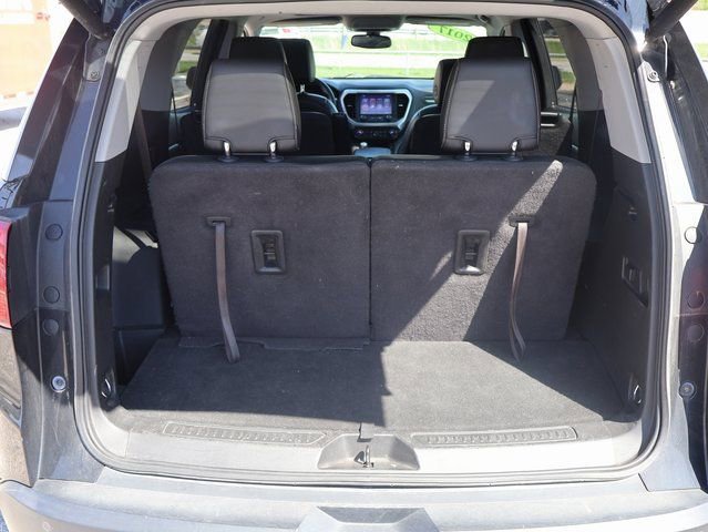 Used 2017 GMC Acadia SLT FWD image 16