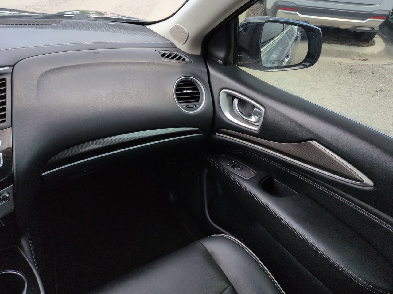 Used 2020 INFINITI QX60 Luxe FWD image 17