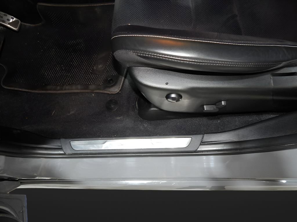 Used 2022 Dodge Durango SRT w/ SRT Interior Appearance Group image 15