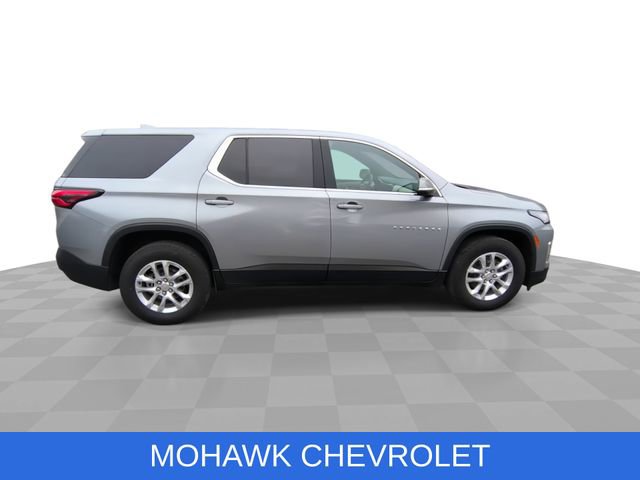 Used 2024 Chevrolet Traverse LS w/ Safety Package AWD/4WD image 10