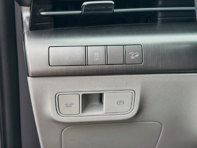 Certified 2026 Hyundai Kona Limited FWD image 11
