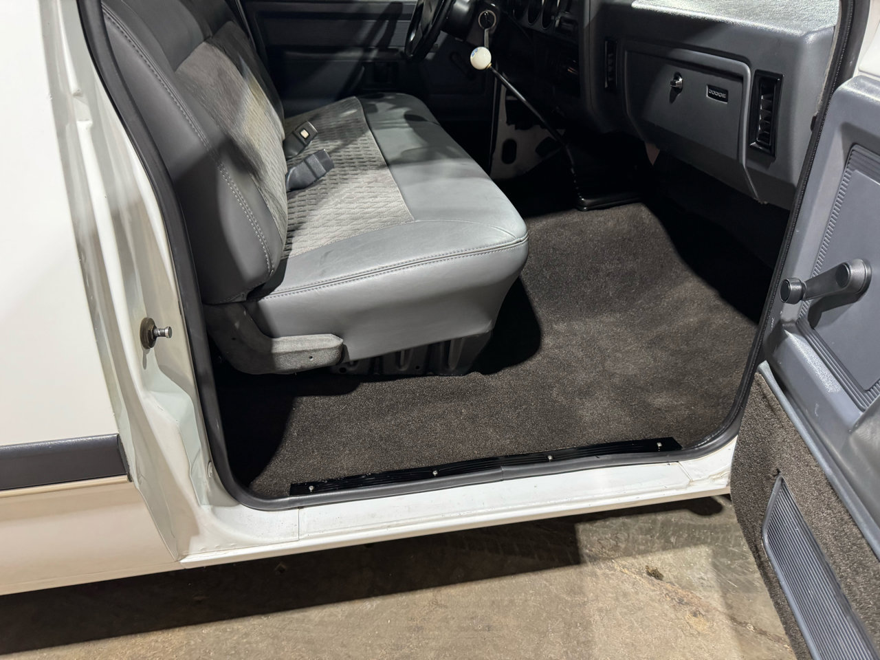 Used 1993 Dodge D/W Truck 350 RWD image 16