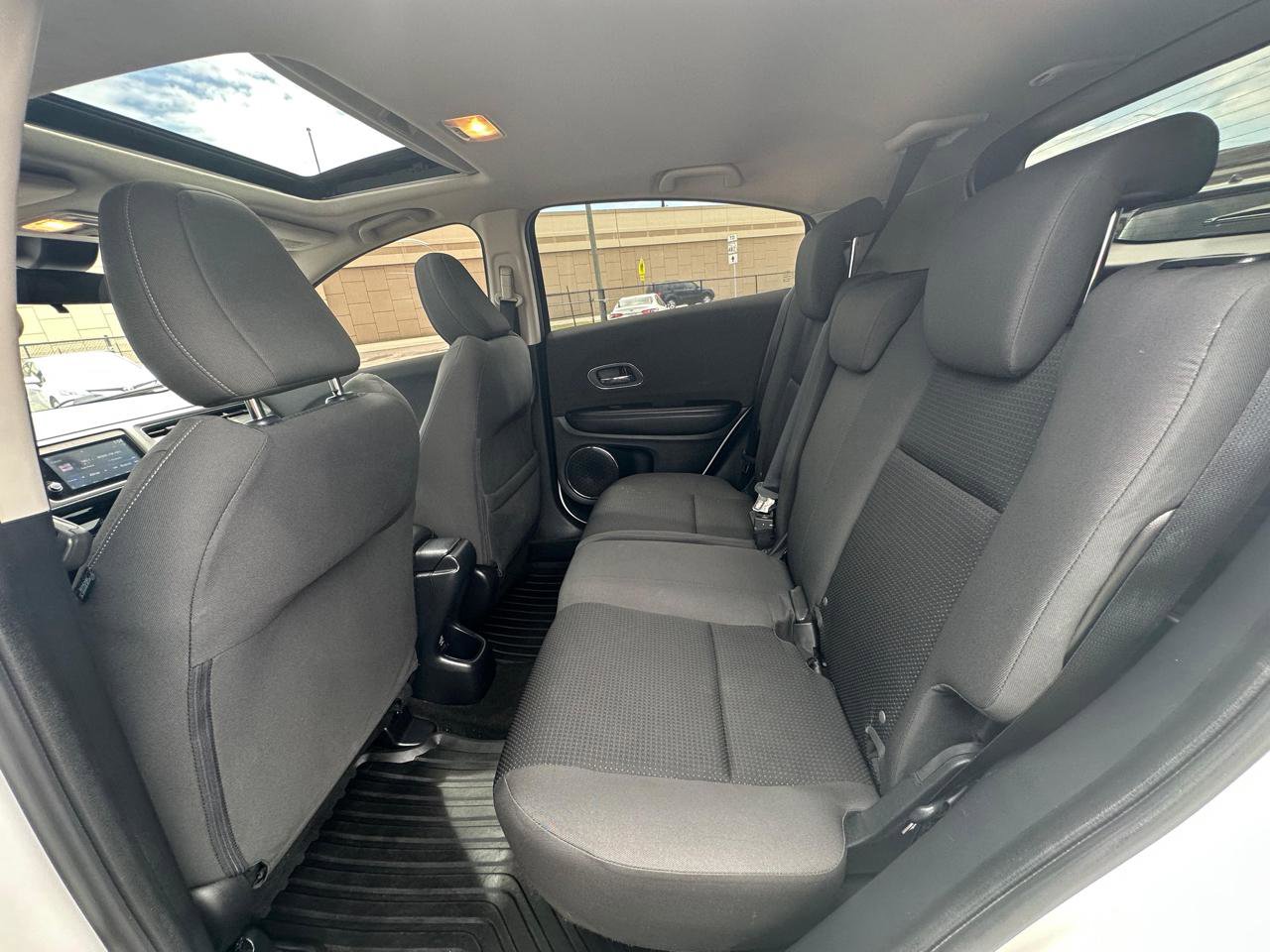 Used 2022 Honda HR-V EX image 14